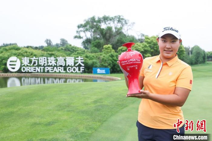 年仅十四岁任怡嘉在女子中巡北京挑战赛收官战