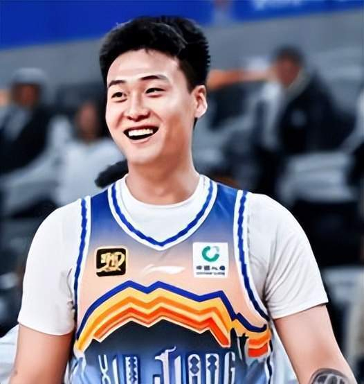 皮特森44分怒砍福建，新疆弃将成CBA最大反面教材