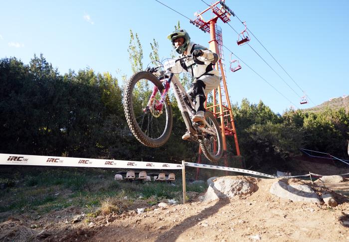 首届北京昌平山地自行车障碍速降赛冠军揭晓：
